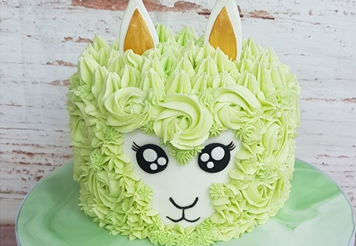 Daily baking ideas - Cute unicorn llama cake by @ohcakeswinnie 💕 What  animal would people like to see in a buttercream cake 🎂? . . . .  #cakedecorating #cake #cakes #cakedesign #cakeart #