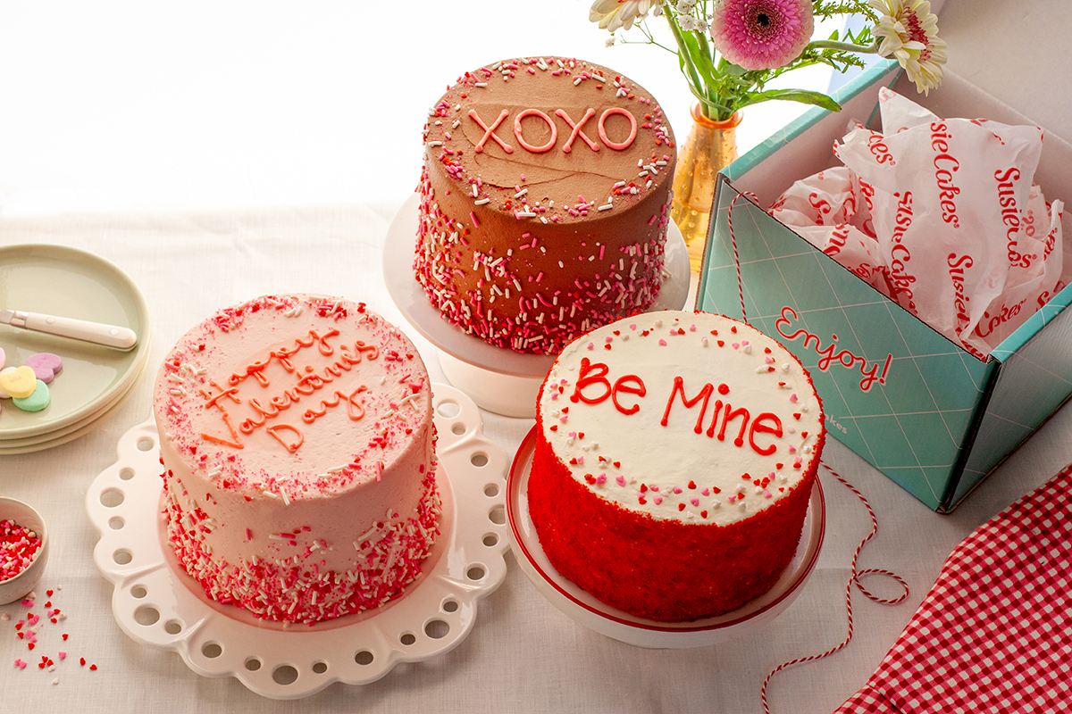 5 Fun Valentine's Day Cake Ideas - Cake by Courtney