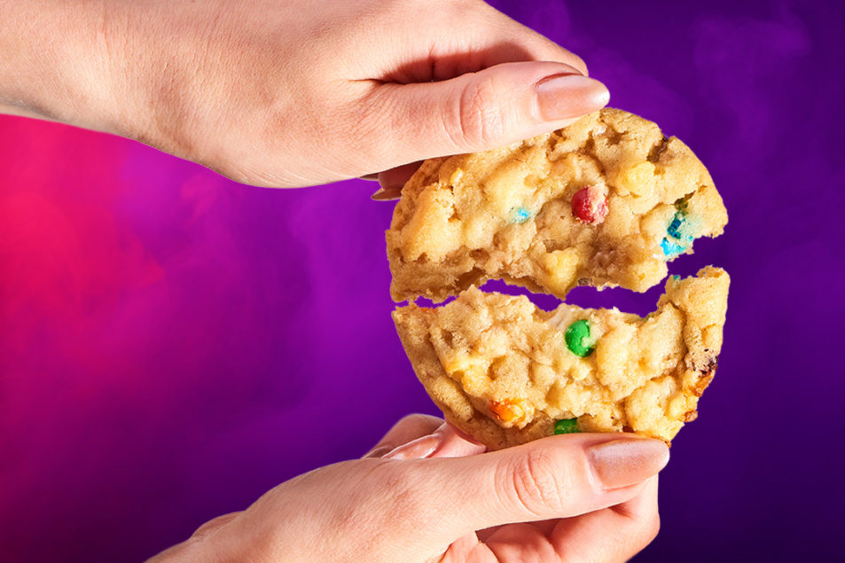 insomnia-cookies-offers-special-deals-flavors-for-halloween-bake