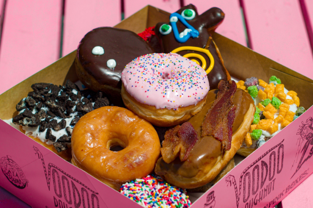 VoodooDoughnut_Dozen.png